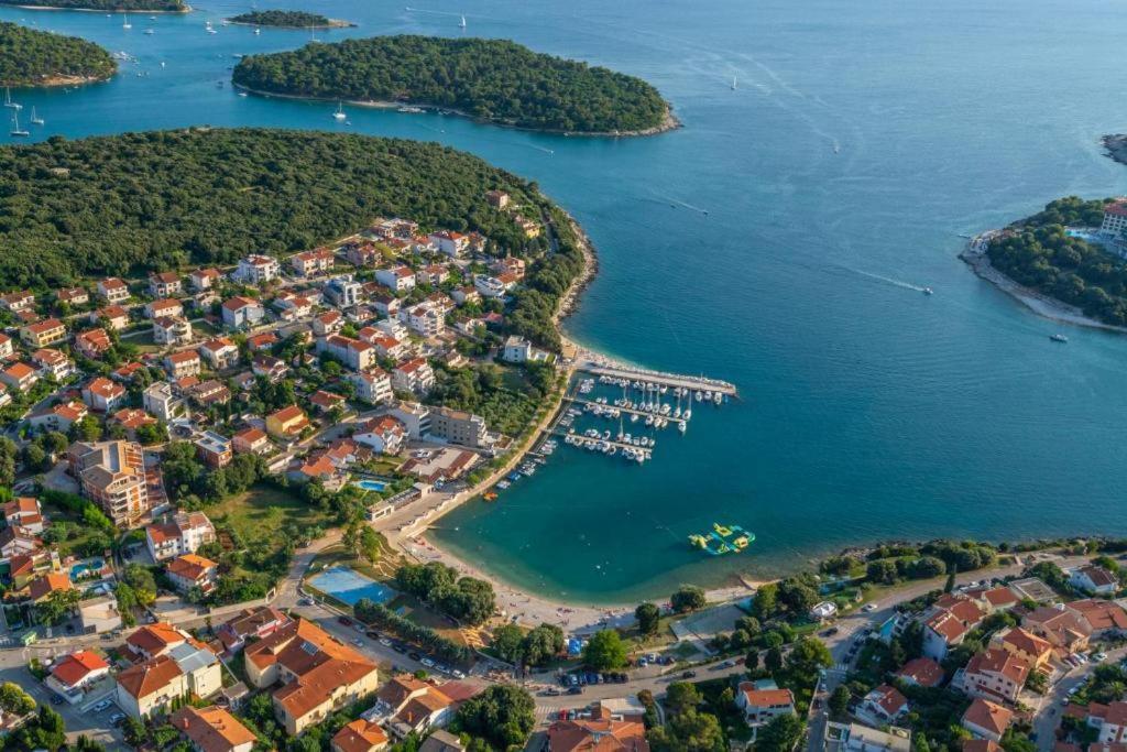 Sea Star Apartments Pjescana Uvala Luaran gambar